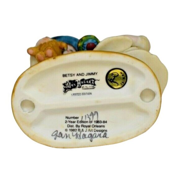 Jan Hagara Autographed Betsy and Jimmy 2 Year Limited Edition Figurine 1982 - Picture 5 of 5